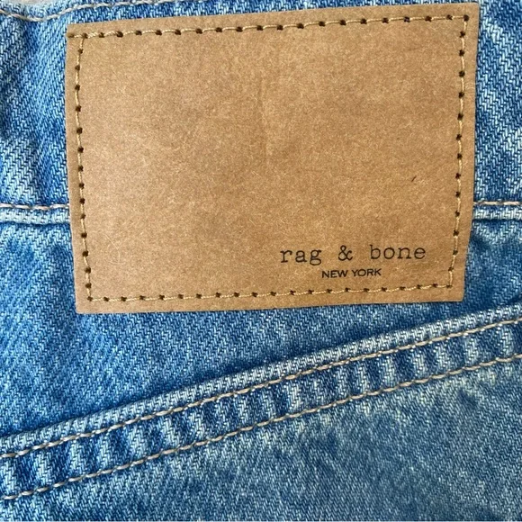 rag & bone The Shea High-Rise Straight Rigid Relexed Jeans in Ithaca, Sz. 26 NWT - Picture 16 of 16